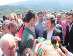 Serbest Kalan Özel Harekat Polisi, Babasıyla Hasret Giderdi