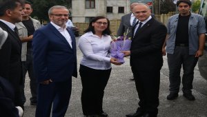 Bakan Faruk Özlü, şehit ailesini ziyaret etti
