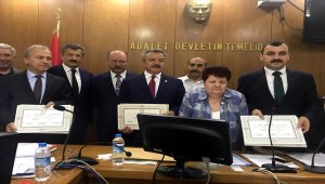 AK Parti Zonguldak milletvekilleri mazbatalarını aldı