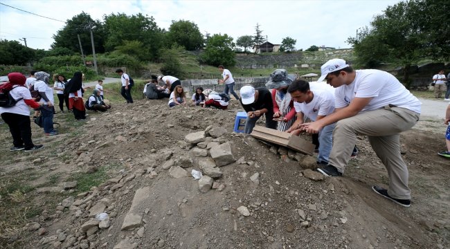 'Batı Karadeniz'in Efes'i'nde kazı çalışmalarına katıldılar