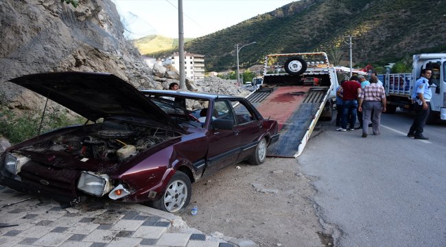 Gümüşhane'de iki otomobil çarpıştı: 7 yaralı