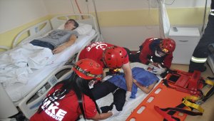 Hastanede yangın tatbikatı gerçeğini aratmadı