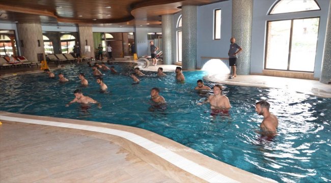 Sivasspor havuzda çalıştı