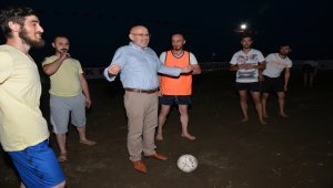Terme'de plaj futbolu turnuvası