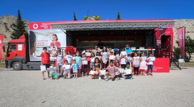 Vodafone, Sinop'un köy ve kasabalarına kodlama götürdü