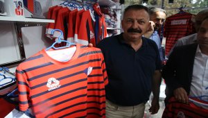 AK Parti'den Düzcespor'a destek