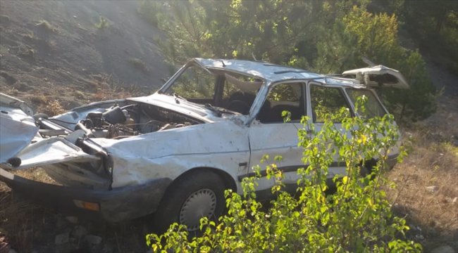 Amasya'da otomobil devrildi: 1 ölü, 1 yaralı