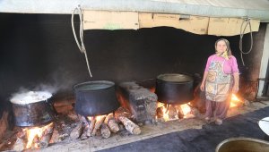 "Arife çorbası" geleneğini asırlardır sürdürüyorlar