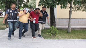 Bayburt'ta 35 düzensiz göçmen yakalandı