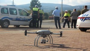Bolu'da "drone"lu bayram trafiği denetimi