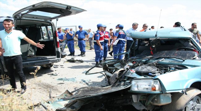 Bolu'da zincirleme trafik kazası: 1 ölü, 5 yaralı