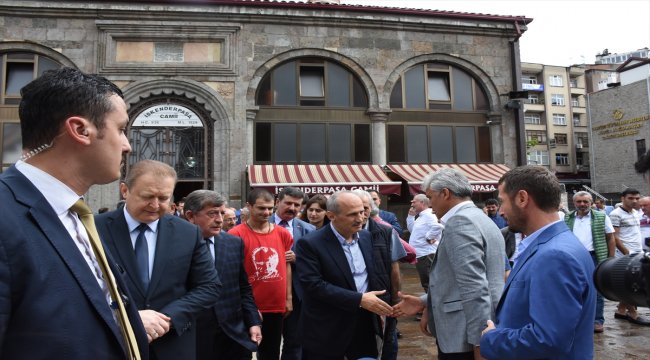 "Bu yollar aşk ve sevda ile yapıldı"