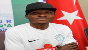 Çaykur Rizespor'da imza töreni