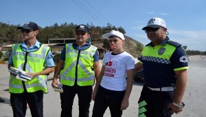 Çocuklar hatalı sürücüleri "kırmızı düdükle" uyaracak