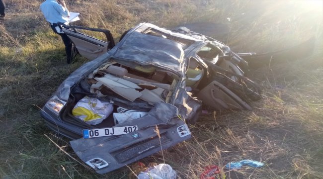 Çorum'da otomobil devrildi: 2 ölü, 6 yaralı