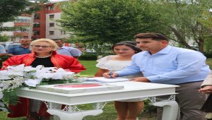 Evlenmek için "08.08.2018"i seçtiler