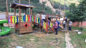 Giresun Belediyesinden köye çocuk parkı