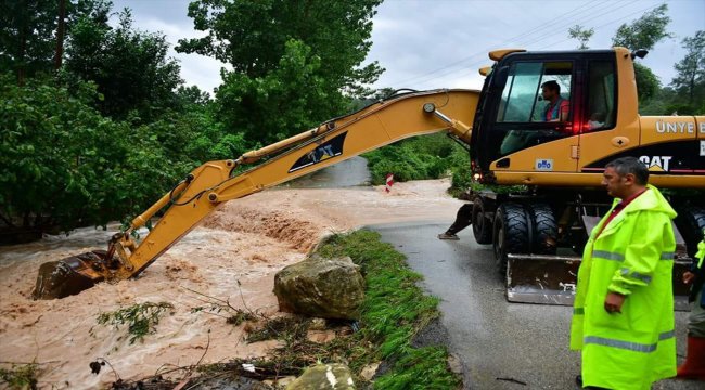 İçişleri Bakanı Süleyman Soylu Ordu'da sel bölgesini inceledi