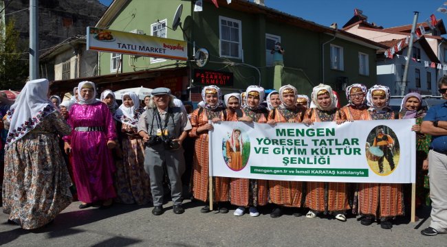 Mengen'de yöresel giysiler tanıtıldı