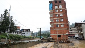 Rize'deki şiddetli yağış