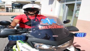 Sağlıkta "altın dakikalar" motosiklet ambulanslara emanet