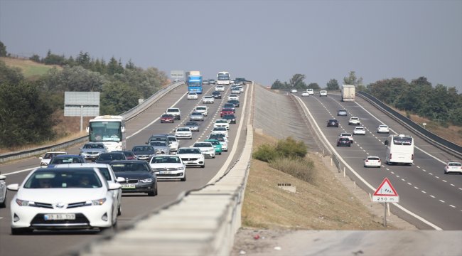 Tatilciler dönüş yolunda
