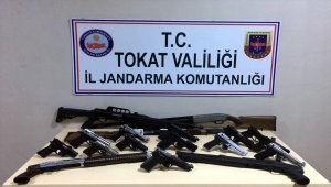 Tokat'taki düğünlerde çok sayıda silah ele geçirildi