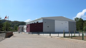 Bartın'da spor salonu hizmete açıldı