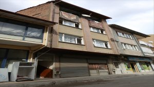 Çorum'da balkondan düşen Suriyeli çocuk öldü