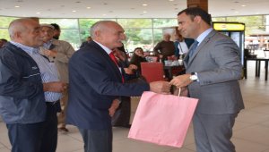 Kaymakam Ermiş, gazi ve yakınlarıyla bir araya geldi