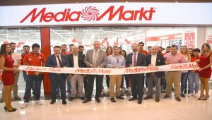 MediaMarkt aynı günde 2 şehirde 2 mağaza açtı