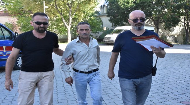 Samsun'da alışveriş merkezinden hırsızlık güvenlik kamerasında