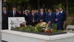 Şehit Başsavcısı Uzun, mezarı başında anıldı