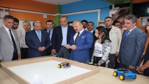 Suluova'da kodlama ve robotik uygulama atölyeleri açıldı