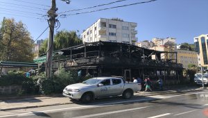 Trabzon'da ahşap restoran yandı