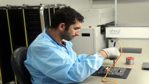Türkiye'nin ilk yerli LED ekran fabrikası tanıtıldı