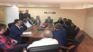 Vali Çınar'dan MÜSİAD'a ziyaret