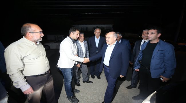 Vali Dağlı "kız isteme" merasimine katıldı
