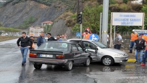 Zonguldak'ta trafik kazası: 1 yaralı