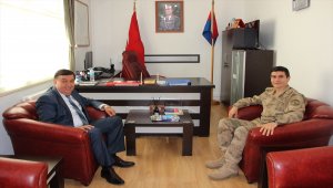 Başkan İkiz'den İlçe Jandarma Komutanına ziyaret