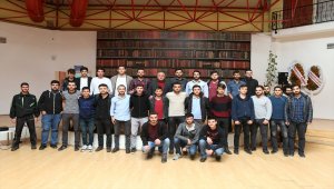 Başkan Yılmaz, üniversite öğrencileri ile buluştu