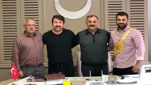 Başpehlivan Atlı, Başkan Özbalcı'yı ziyaret etti