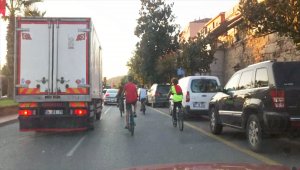 Bisikletle tehlikeli yolculuk