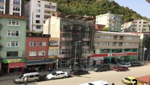 Dereli'de binaların dış cepheleri yenileniyor
