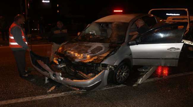 Düzce'de kaza yapan araç alev aldı