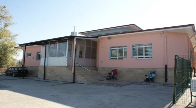 Hasar gören anaokulunun öğrencileri başka binada eğitime başladı