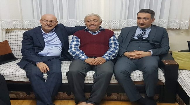 Kaymakam Parlak şehit ailelerini ziyaret etti