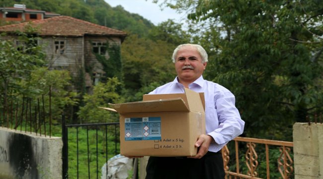 Köyünden 15 yıl sonra Afrinli çocuklar için çıktı