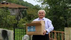 Köyünden 15 yıl sonra Afrinli çocuklar için çıktı