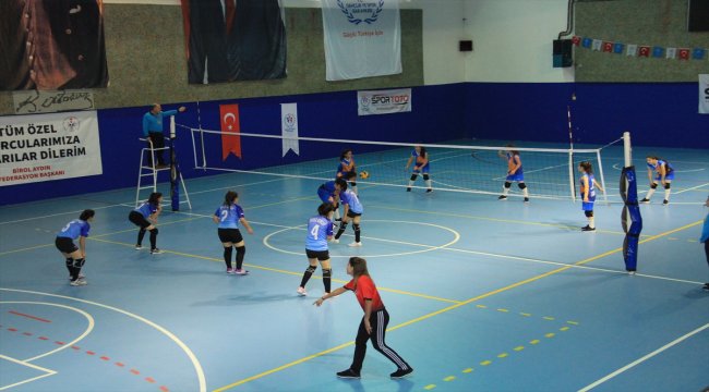 Özel Sporcular Türkiye Voleybol Şampiyonası yapıldı